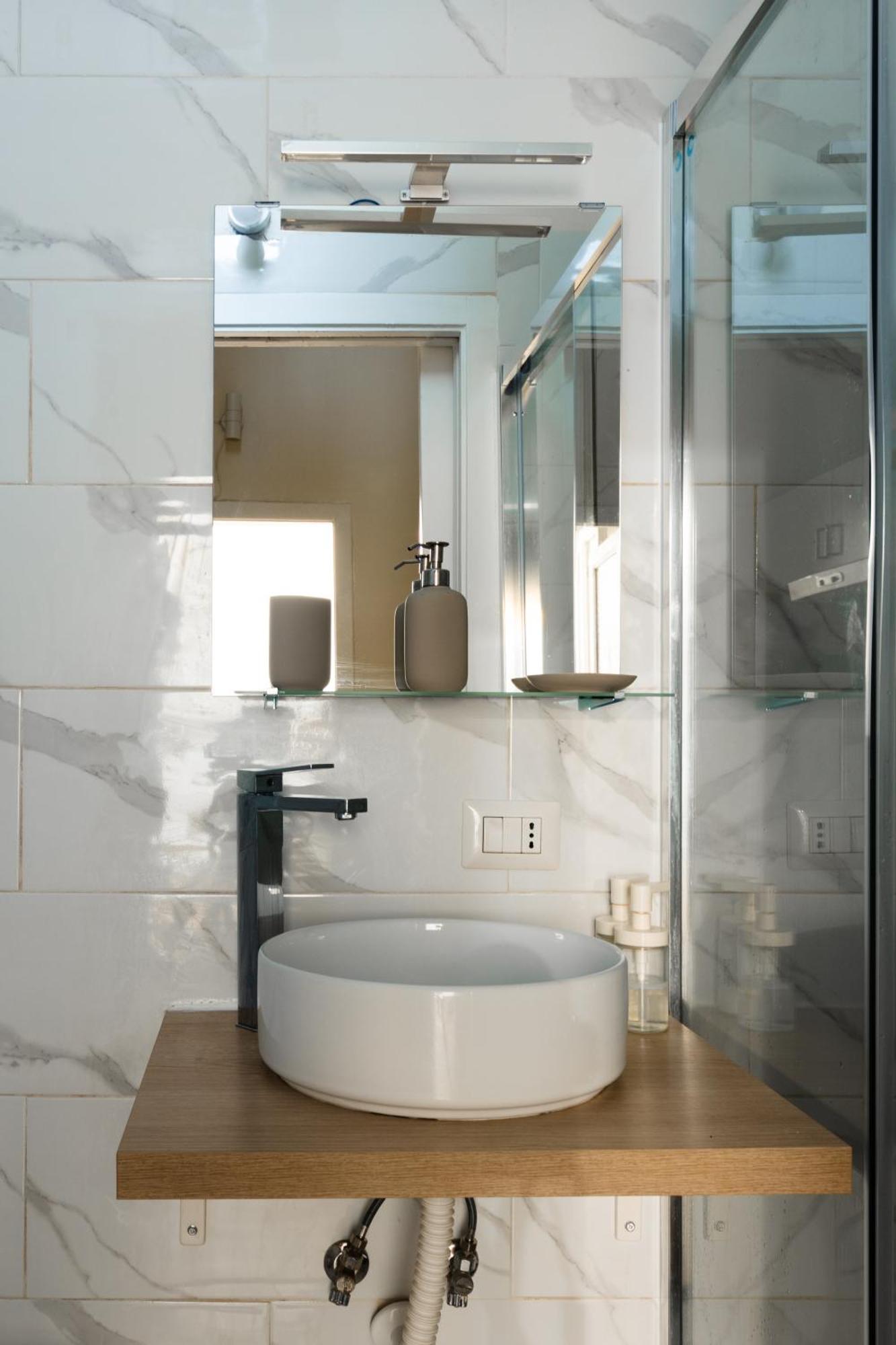 Cozy Historical Flat Napoli Apartment Екстериор снимка